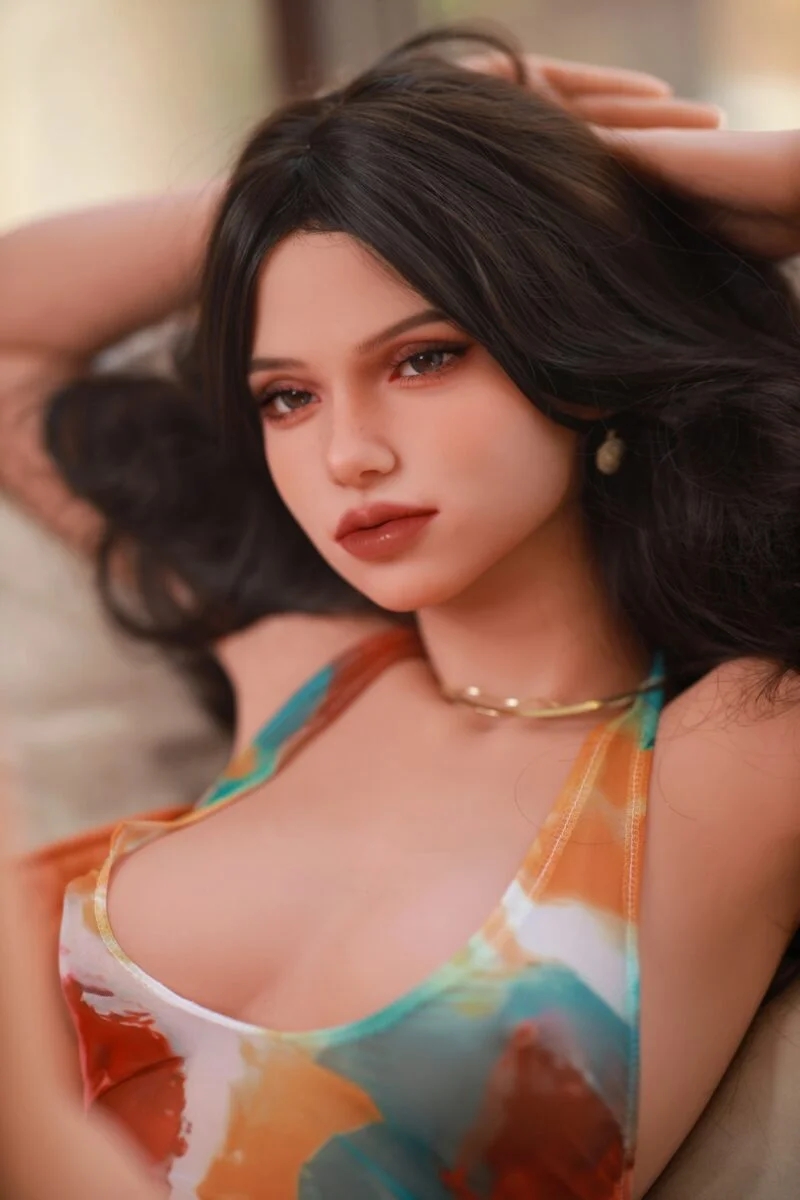 Nina 161 cm Real Doll met Natuurlijke Uitstraling Premium TPE Materiaal en Verfijnde Details 4 Nina 161 cm Real Doll met Natuurlijke Uitstraling Premium TPE Materiaal en Verfijnde Details - Afbeelding 4